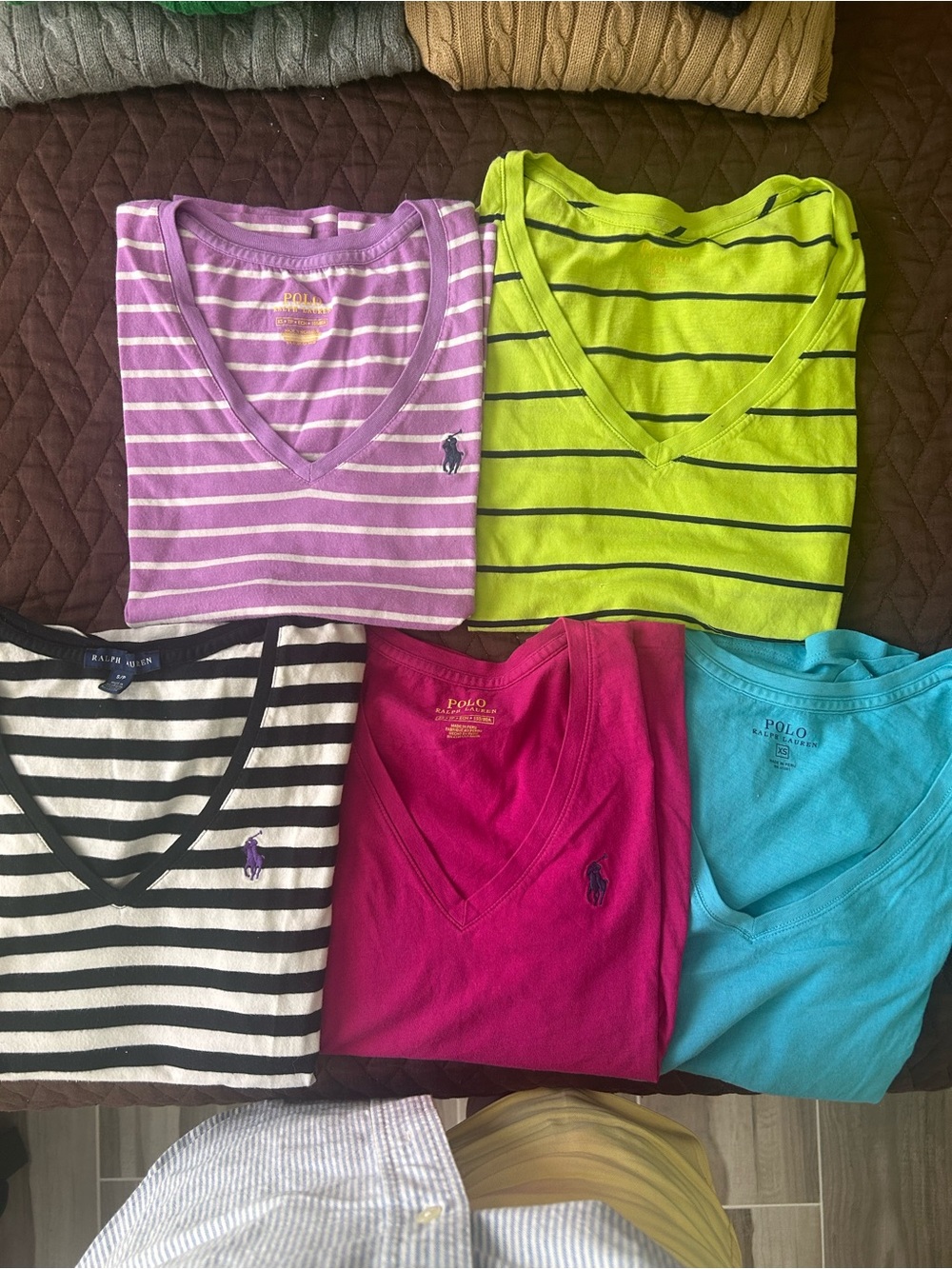 Bundle of Ralph Lauren Cable-Knit sweaters and polo v-necks - Picture 2 of 10
